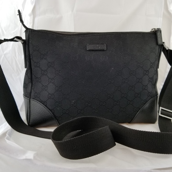Gucci Black Monogram Canvas Web Stripe Messenger Bag | islamiyyat.com